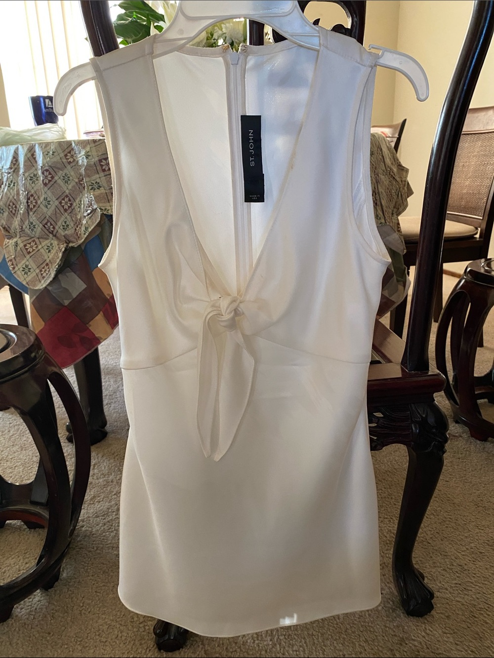 St. John Neiman Marcus Ivory Liquid Satin Sleeveless V-Neck Tie-Front Tunic Top